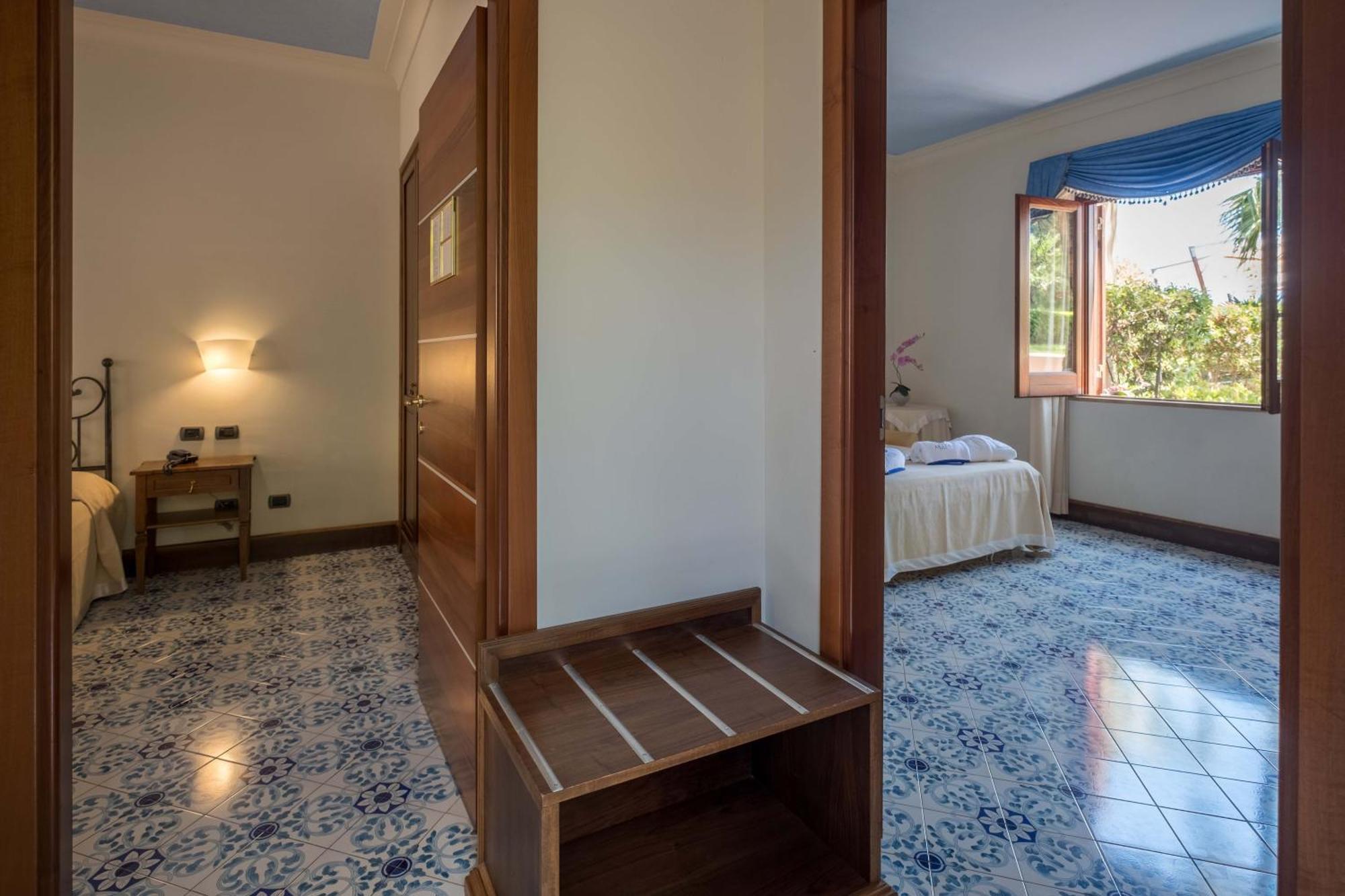 Hotel Aktea Липари Номер фото