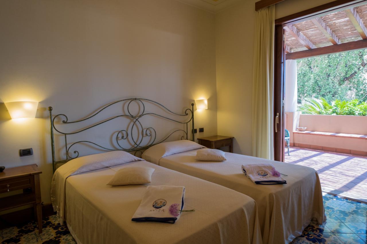 Hotel Aktea Липари Экстерьер фото